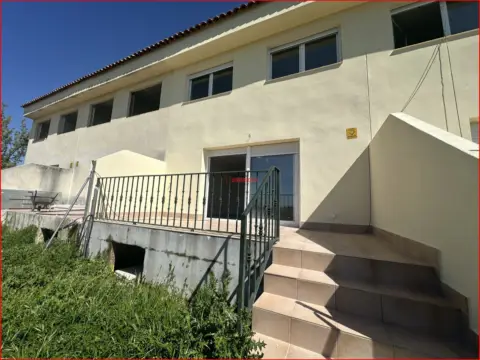 Chalet adosado en La Torre de Esteban Hambrán