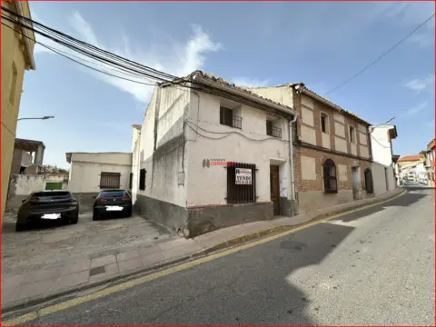 Chalet pareado en Camarena