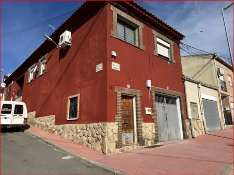 Chalet pareado en Montearagón