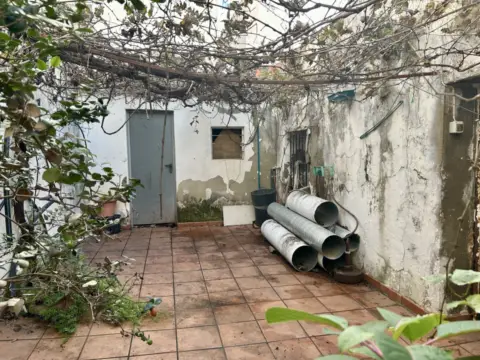 Casa en calle de Caraza