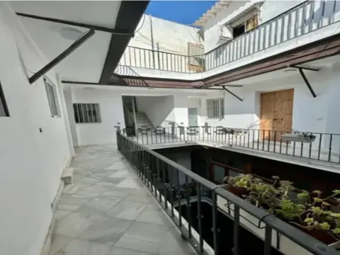 Piso en calle del Rosario