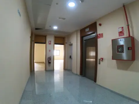 Oficina en Avenida Bulevar de El Ejido