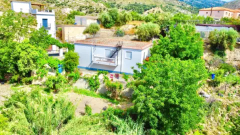 Chalet en calle de Castillejo