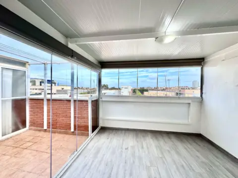 Ático en calle de la Atlántida