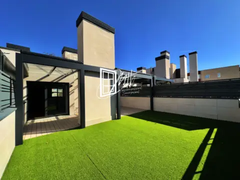 Dúplex en calle de Nieremberg, 12