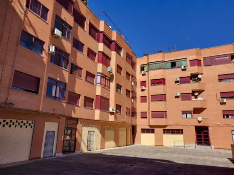 Piso en calle Benita Hormigos ´La Benita´