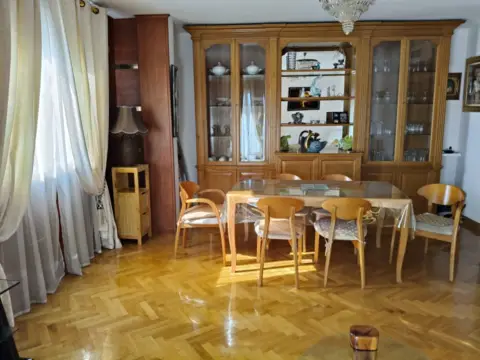 Piso en calle de San Tadeo