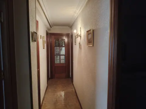 Piso en Plaza Poeta Jiménez Castro