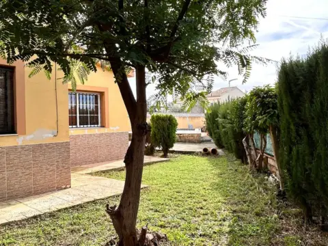 Chalet unifamiliar en Montserrat