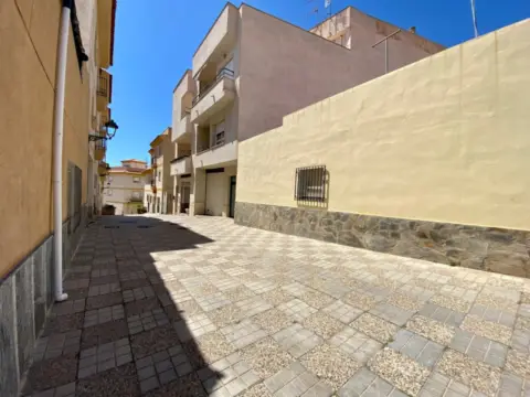 Terreno en calle Paila