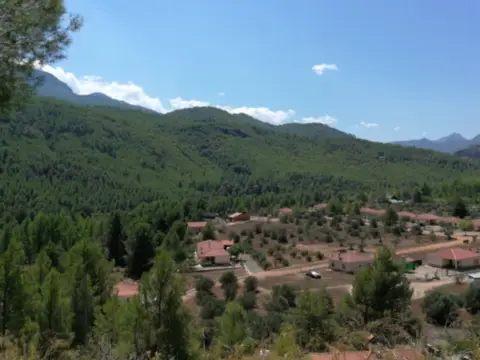 Terreno en Sierra de Segura (Albacete) - Yeste