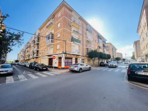 Piso en calle de Alhucemas