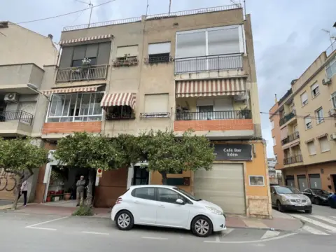 Piso en Avenida de la Libertad