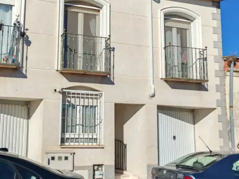 Casa en calle Isabel ´La Católica´