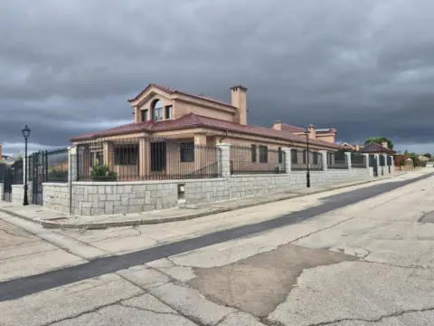 Chalet en calle de la Rosa