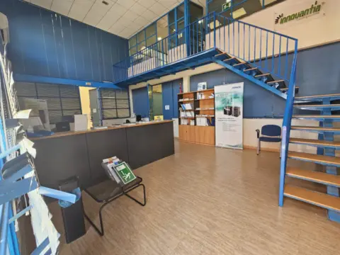 Nave industrial en Bailén
