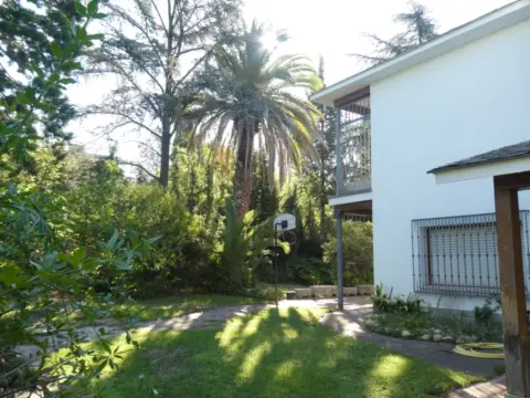 Chalet unifamiliar en Avenida del Cardenal Herrera Oria