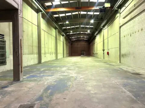 Nave industrial en calle Can Barneda, nº 30