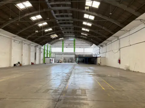 Nave industrial en Carrer de la Marina, 30