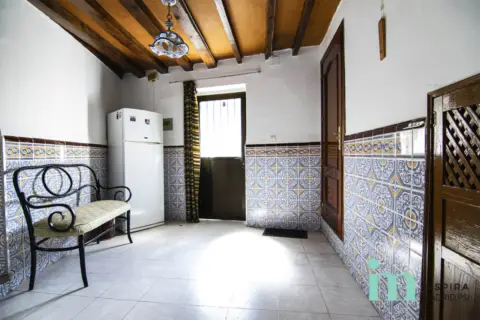 Casa rústica en calle Navas