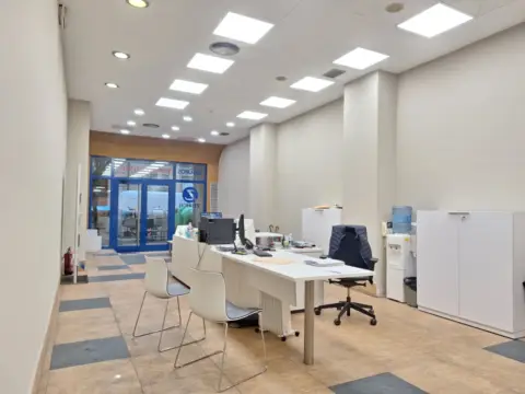 Oficina en Paseo de la Inmaculada, 68