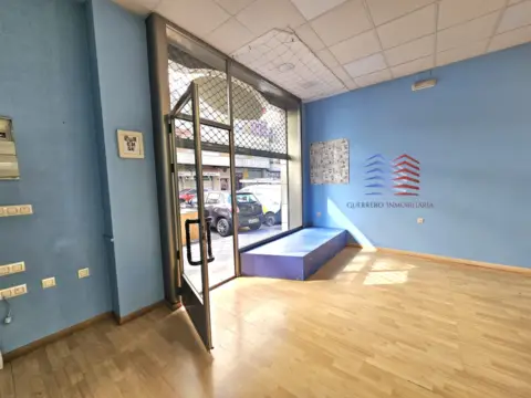 Local comercial en calle de San Rosendo