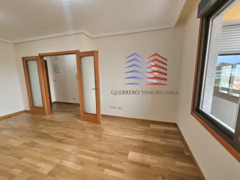 Dúplex en calle del Río LIMIA