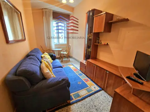 Apartamento en calle de Emilia Pardo Bazán