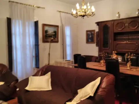 Piso en calle Zarandona