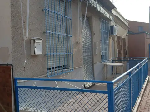 Casa adosada en calle del Collado