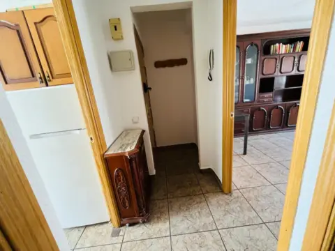 Piso en calle de la Vía