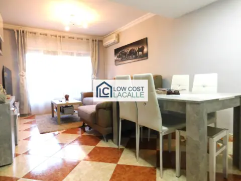 Piso en Avenida de Fernando Portillo