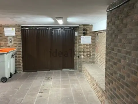 Garaje en calle de Alcántara