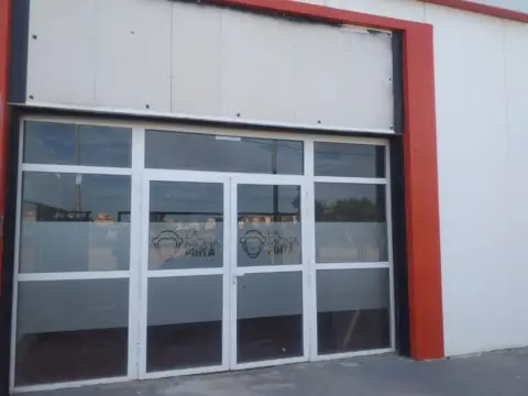 Nave industrial en Avenida de Puente Tocinos, 36