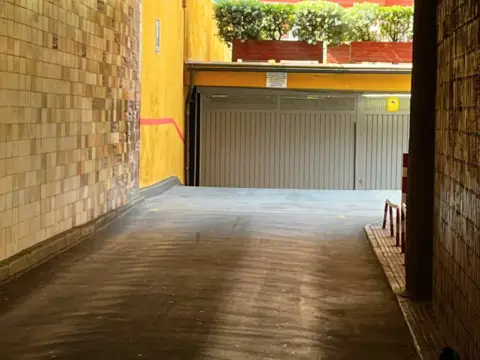 Garaje en Carrer de Santa Eulàlia, 36