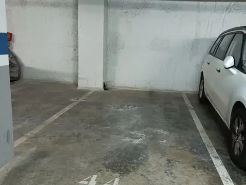 Garaje en Passatge dels Salvadors, 7