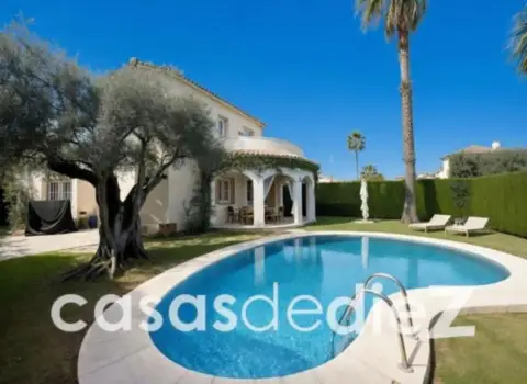 Chalet unifamiliar en Carrer de Murillo, 19