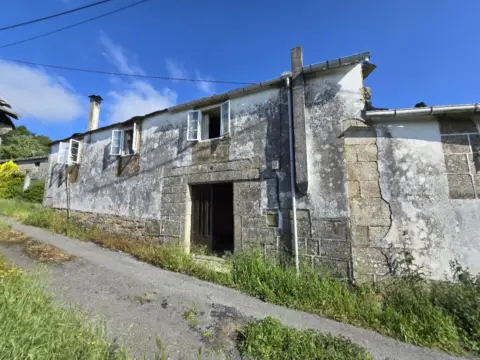 Casa en calle O Curro-Taboada