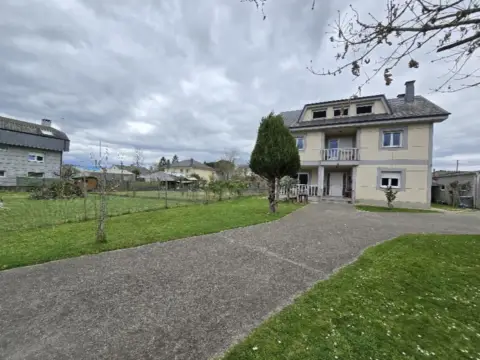 Chalet unifamiliar en calle San Cristobo, Chamoso