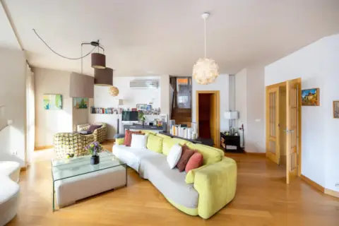 Chalet unifamiliar en calle Sala de las Dos Hermanas