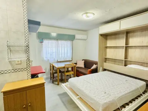 Estudio en calle Almona de San Juan de Dios