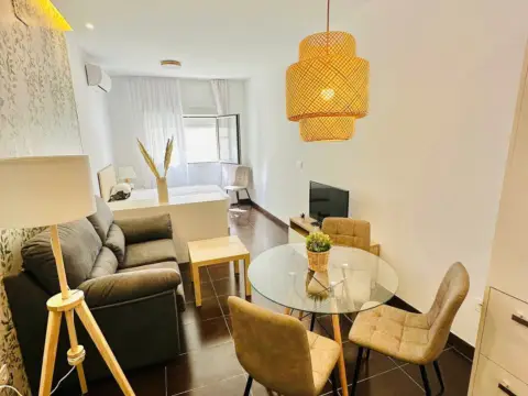 Estudio en calle de La Paz