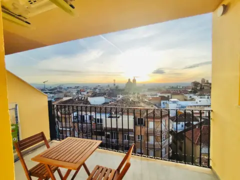 Piso en calle Gran Vía de Colón