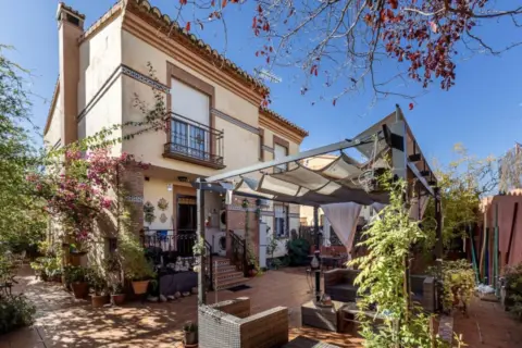 Chalet unifamiliar en calle del Romero