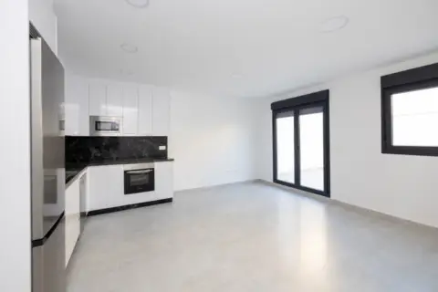 Casa pareada en calle de Agustín Lara