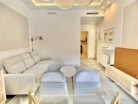 Apartamento en calle Gran Vía de Colón