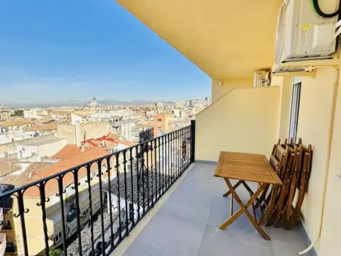 Apartamento en calle Gran Vía de Colón