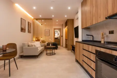 Estudio en calle del Cardenal Parrado