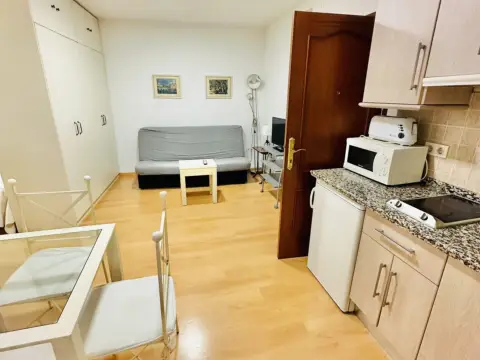 Estudio en calle de la Cárcel Baja
