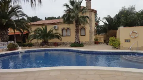 Chalet adosado en Carretera de Barcelona a Cadis